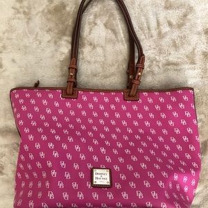 Dooney & Bourke Pink purse